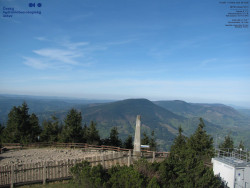 Pohled na jihozápad, Smrk