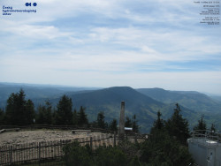 Pohled na jihozápad, Smrk