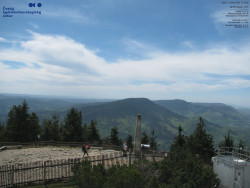 Pohled na jihozápad, Smrk