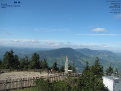 Pohled na jihozápad, Smrk