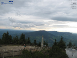 Pohled na jihozápad, Smrk