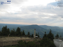 Pohled na jihozápad, Smrk