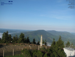 Pohled na jihozápad, Smrk