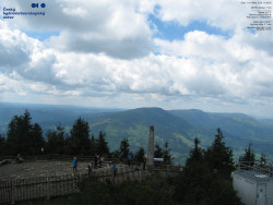 Pohled na jihozápad, Smrk