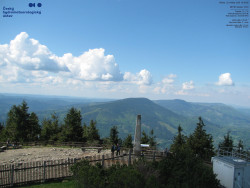 Pohled na jihozápad, Smrk