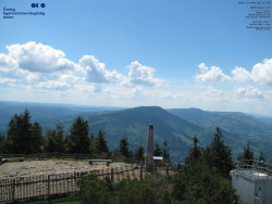 Pohled na jihozápad, Smrk