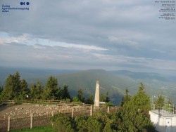 Pohled na jihozápad, Smrk