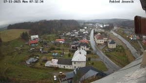 Obec Mikulovice - Pohled na Jeseniky - 17.11.2025 v 07:32 Obec Mikulovice - Pohled na Jeseniky - 17.11.2025 v 07:32