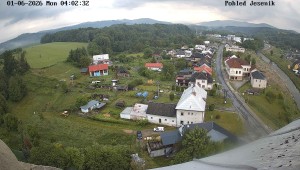 Obec Mikulovice - Pohled na Jeseniky - 1.6.2026 v 05:02 Obec Mikulovice - Pohled na Jeseniky - 1.6.2026 v 05:02