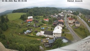 Obec Mikulovice - Pohled na Jeseniky - 1.6.2026 v 06:15 Obec Mikulovice - Pohled na Jeseniky - 1.6.2026 v 06:15