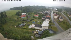 Obec Mikulovice - Pohled na Jeseniky - 1.6.2026 v 08:45 Obec Mikulovice - Pohled na Jeseniky - 1.6.2026 v 08:45