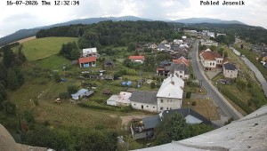 Obec Mikulovice - Pohled na Jeseniky - 16.7.2026 v 13:32 Obec Mikulovice - Pohled na Jeseniky - 16.7.2026 v 13:32