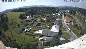 Obec Mikulovice - Pohled na Jeseniky - 1.8.2026 v 12:45 Obec Mikulovice - Pohled na Jeseniky - 1.8.2026 v 12:45