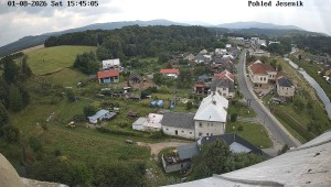 Obec Mikulovice - Pohled na Jeseniky - 1.8.2026 v 16:45 Obec Mikulovice - Pohled na Jeseniky - 1.8.2026 v 16:45