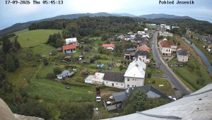 Obec Mikulovice - Pohled na Jeseniky - 17.9.2026 v 06:45 Obec Mikulovice - Pohled na Jeseniky - 17.9.2026 v 06:45