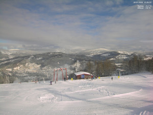 Skiareál Kamenec - Jablonec nad Jizerou - Pohled na Krkonoše - 5.1.2026 v 12:30 Skiareál Kamenec - Jablonec nad Jizerou - Pohled na Krkonoše - 5.1.2026 v 12:30