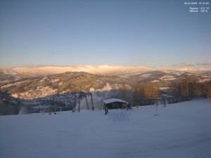 Skiareál Kamenec - Jablonec nad Jizerou - Pohled na Krkonoše - 5.1.2026 v 15:15 Skiareál Kamenec - Jablonec nad Jizerou - Pohled na Krkonoše - 5.1.2026 v 15:15