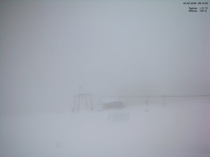 Skiareál Kamenec - Jablonec nad Jizerou - Pohled na Krkonoše - 4.2.2026 v 08:15 Skiareál Kamenec - Jablonec nad Jizerou - Pohled na Krkonoše - 4.2.2026 v 08:15