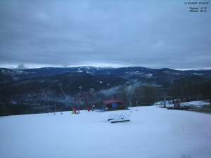 Skiareál Kamenec - Jablonec nad Jizerou - Pohled na Krkonoše - 14.2.2026 v 07:30 Skiareál Kamenec - Jablonec nad Jizerou - Pohled na Krkonoše - 14.2.2026 v 07:30