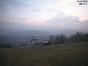 Skiareál Kamenec - Jablonec nad Jizerou - Pohled na Krkonoše - 16.4.2026 v 06:15 Skiareál Kamenec - Jablonec nad Jizerou - Pohled na Krkonoše - 16.4.2026 v 06:15