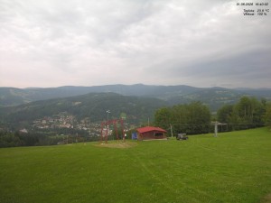 Skigebiet Kamenec – Jablonec nad Jizerou - Blick auf das Riesengebirge - 1.8.2026 v 16:45 Skigebiet Kamenec – Jablonec nad Jizerou - Blick auf das Riesengebirge - 1.8.2026 v 16:45