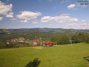 Ośrodek narciarski Kamenec – Jablonec nad Jizerą - Widok na Karkonosze - 8.8.2026 v 15:45 Ośrodek narciarski Kamenec – Jablonec nad Jizerą - Widok na Karkonosze - 8.8.2026 v 15:45