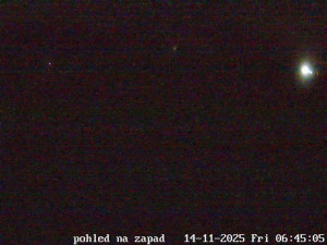 Letiště Břeclav - Areál letiště - 14.11.2025 v 05:45 Letiště Břeclav - Areál letiště - 14.11.2025 v 05:45