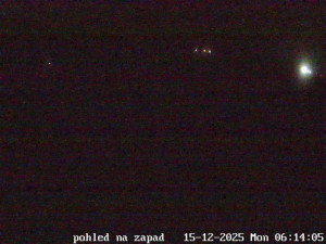 Letiště Břeclav - Areál letiště - 15.12.2025 v 05:15 Letiště Břeclav - Areál letiště - 15.12.2025 v 05:15