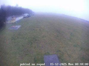 Letiště Břeclav - Areál letiště - 15.12.2025 v 07:45 Letiště Břeclav - Areál letiště - 15.12.2025 v 07:45