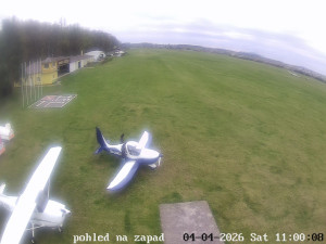 Letiště Břeclav - Areál letiště - 4.4.2026 v 11:01 Letiště Břeclav - Areál letiště - 4.4.2026 v 11:01