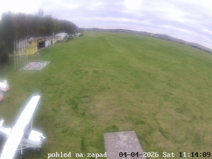 Letiště Břeclav - Areál letiště - 4.4.2026 v 11:15 Letiště Břeclav - Areál letiště - 4.4.2026 v 11:15