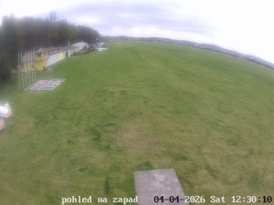 Letiště Břeclav - Areál letiště - 4.4.2026 v 12:30 Letiště Břeclav - Areál letiště - 4.4.2026 v 12:30