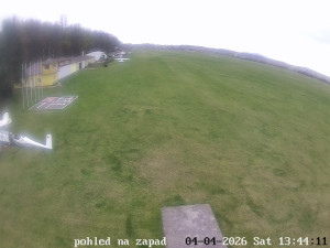 Letiště Břeclav - Areál letiště - 4.4.2026 v 13:45 Letiště Břeclav - Areál letiště - 4.4.2026 v 13:45