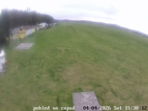 Letiště Břeclav - Areál letiště - 4.4.2026 v 15:31 Letiště Břeclav - Areál letiště - 4.4.2026 v 15:31