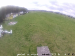 Letiště Břeclav - Areál letiště - 4.4.2026 v 16:31 Letiště Břeclav - Areál letiště - 4.4.2026 v 16:31