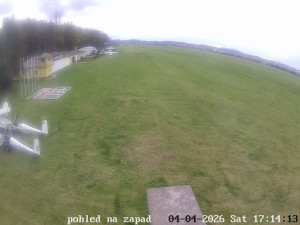 Letiště Břeclav - Areál letiště - 4.4.2026 v 17:15 Letiště Břeclav - Areál letiště - 4.4.2026 v 17:15