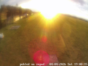 Letiště Břeclav - Areál letiště - 4.4.2026 v 19:01 Letiště Břeclav - Areál letiště - 4.4.2026 v 19:01