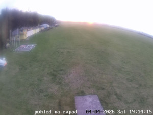 Letiště Břeclav - Areál letiště - 4.4.2026 v 19:15 Letiště Břeclav - Areál letiště - 4.4.2026 v 19:15