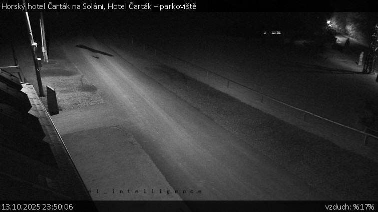 Horský hotel Čarták na Soláni - Hotel Čarták – parkoviště - 13.10.2025 v 23:50 Horský hotel Čarták na Soláni - Hotel Čarták – parkoviště - 13.10.2025 v 23:50
