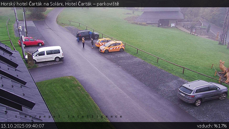 Horský hotel Čarták na Soláni - Hotel Čarták – parkoviště - 15.10.2025 v 09:40 Horský hotel Čarták na Soláni - Hotel Čarták – parkoviště - 15.10.2025 v 09:40
