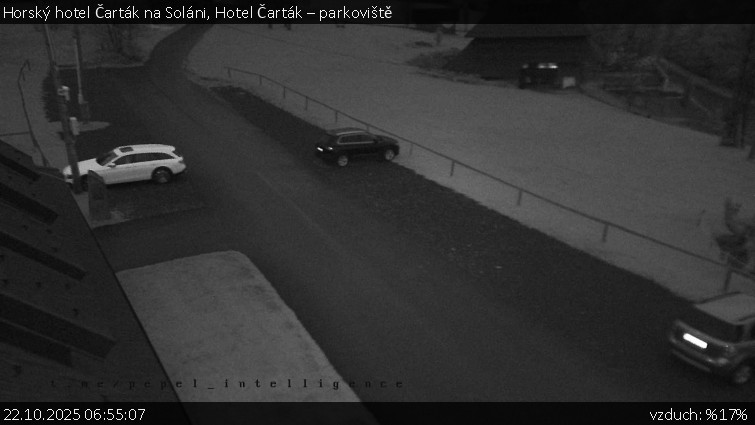 Horský hotel Čarták na Soláni - Hotel Čarták – parkoviště - 22.10.2025 v 06:55 Horský hotel Čarták na Soláni - Hotel Čarták – parkoviště - 22.10.2025 v 06:55
