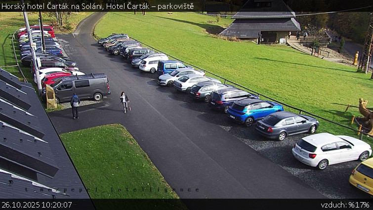 Horský hotel Čarták na Soláni - Hotel Čarták – parkoviště - 26.10.2025 v 10:20 Horský hotel Čarták na Soláni - Hotel Čarták – parkoviště - 26.10.2025 v 10:20