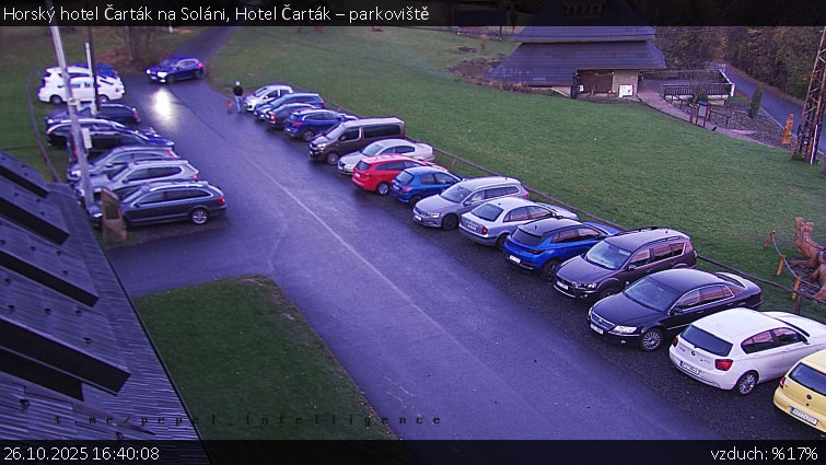 Horský hotel Čarták na Soláni - Hotel Čarták – parkoviště - 26.10.2025 v 16:40 Horský hotel Čarták na Soláni - Hotel Čarták – parkoviště - 26.10.2025 v 16:40