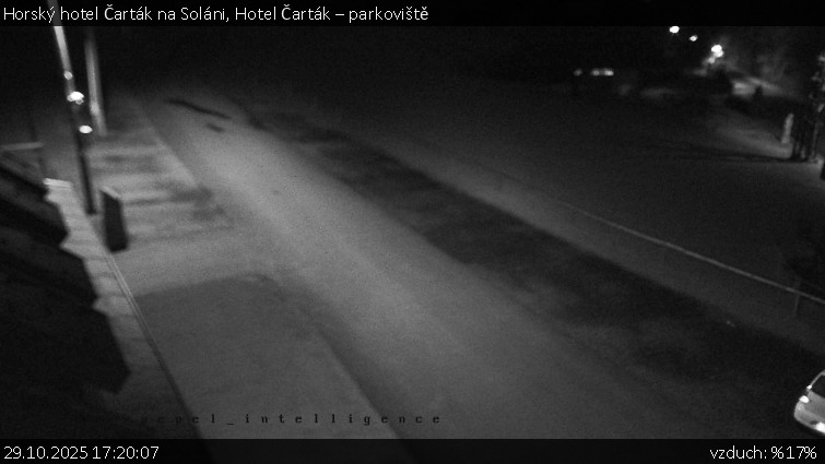 Horský hotel Čarták na Soláni - Hotel Čarták – parkoviště - 29.10.2025 v 17:20 Horský hotel Čarták na Soláni - Hotel Čarták – parkoviště - 29.10.2025 v 17:20