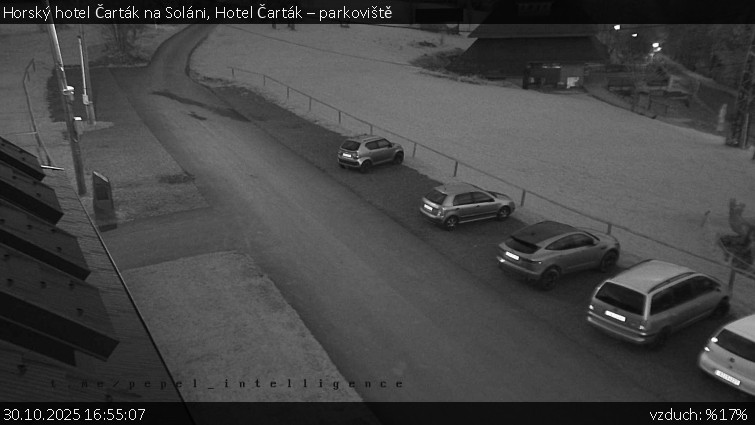 Horský hotel Čarták na Soláni - Hotel Čarták – parkoviště - 30.10.2025 v 16:55 Horský hotel Čarták na Soláni - Hotel Čarták – parkoviště - 30.10.2025 v 16:55