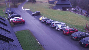 Horský hotel Čarták na Soláni - Hotel Čarták – parkoviště - 6.12.2025 v 07:35 Horský hotel Čarták na Soláni - Hotel Čarták – parkoviště - 6.12.2025 v 07:35
