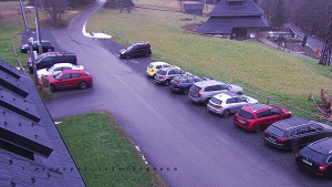 Horský hotel Čarták na Soláni - Hotel Čarták – parkoviště - 6.12.2025 v 07:50 Horský hotel Čarták na Soláni - Hotel Čarták – parkoviště - 6.12.2025 v 07:50