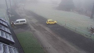 Horský hotel Čarták na Soláni - Hotel Čarták – parkoviště - 15.12.2025 v 09:55 Horský hotel Čarták na Soláni - Hotel Čarták – parkoviště - 15.12.2025 v 09:55