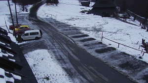 Horský hotel Čarták na Soláni - Hotel Čarták – parkoviště - 23.2.2026 v 07:45 Horský hotel Čarták na Soláni - Hotel Čarták – parkoviště - 23.2.2026 v 07:45