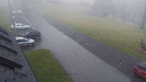 Horský hotel Čarták na Soláni - Hotel Čarták – parkoviště - 17.3.2026 v 11:05 Horský hotel Čarták na Soláni - Hotel Čarták – parkoviště - 17.3.2026 v 11:05